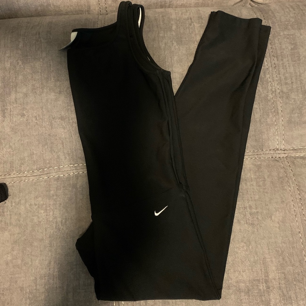 Women’s Nike dri fit yoga suit